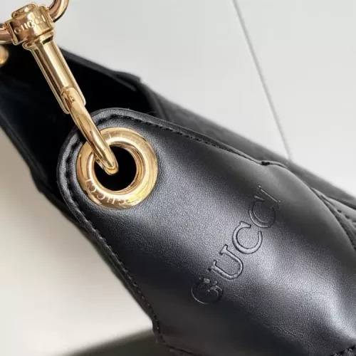 Replica Gucci AAA Quality Shoulder Bags For Women #1357033 $88.00 USD for Wholesale