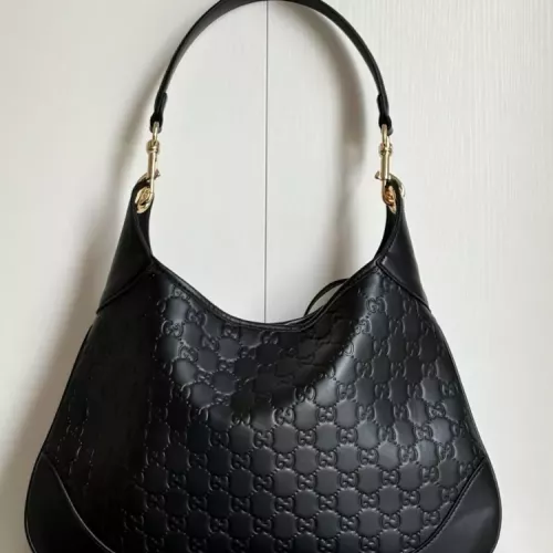 Replica Gucci AAA Quality Shoulder Bags For Women #1357033 $88.00 USD for Wholesale