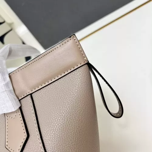 Replica Fendi AAA Quality Shoulder Bags For Women #1358779 $96.00 USD for Wholesale