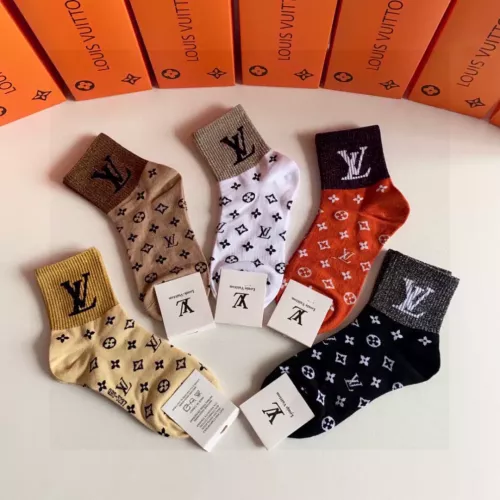 Replica Louis Vuitton LV Socks #1360303 $27.00 USD for Wholesale