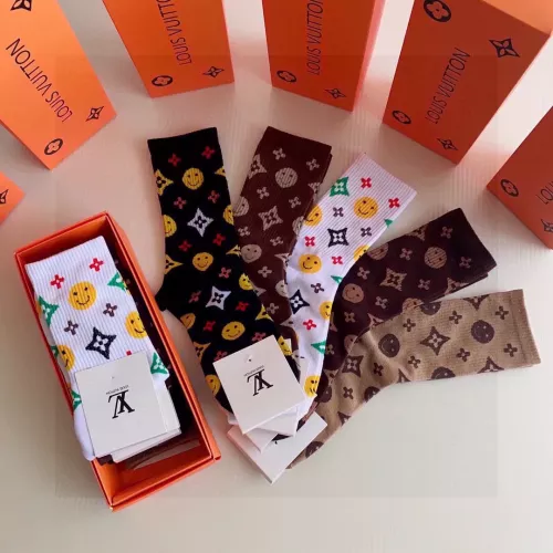 Replica Louis Vuitton LV Socks #1360308 $29.00 USD for Wholesale