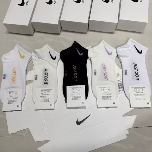 Cheap Nike Socks For Women #1360320, $$25.00 USD On Nike Socks