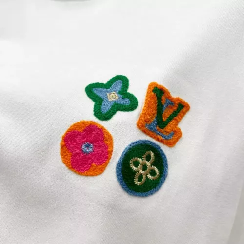 Replica Louis Vuitton LV T-Shirts Short Sleeved For Unisex #1361903 $41.00 USD for Wholesale