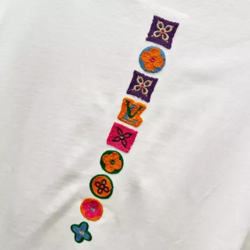 Replica Louis Vuitton LV T-Shirts Short Sleeved For Unisex #1361903 $41.00 USD for Wholesale