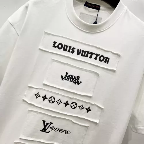 Replica Louis Vuitton LV T-Shirts Short Sleeved For Unisex #1361910 $41.00 USD for Wholesale