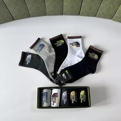 Replica Gucci Socks #1365611 $27.00 USD for Wholesale