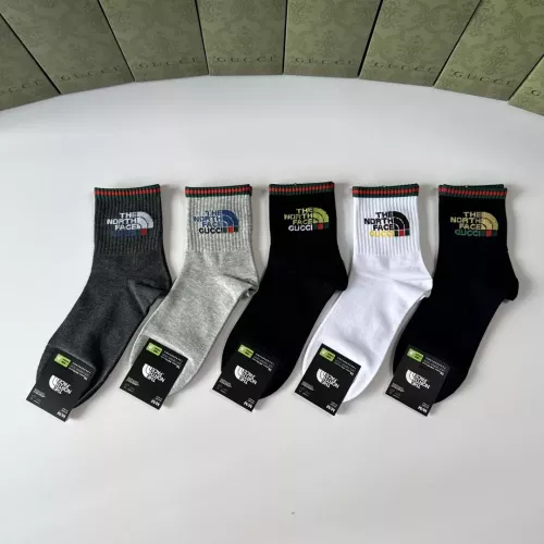 Replica Gucci Socks #1365611 $27.00 USD for Wholesale
