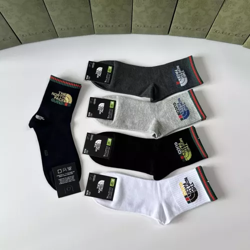 Replica Gucci Socks #1365611 $27.00 USD for Wholesale