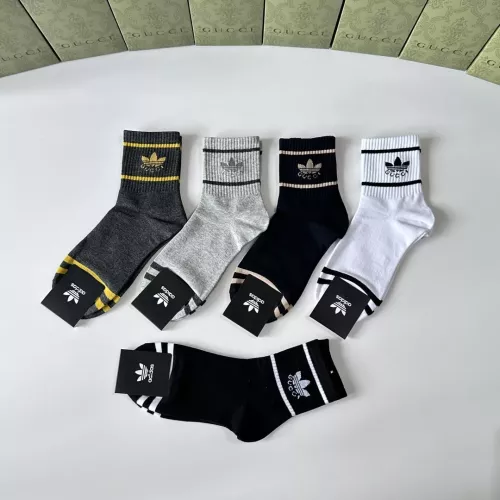 Replica Gucci Socks #1365613 $27.00 USD for Wholesale