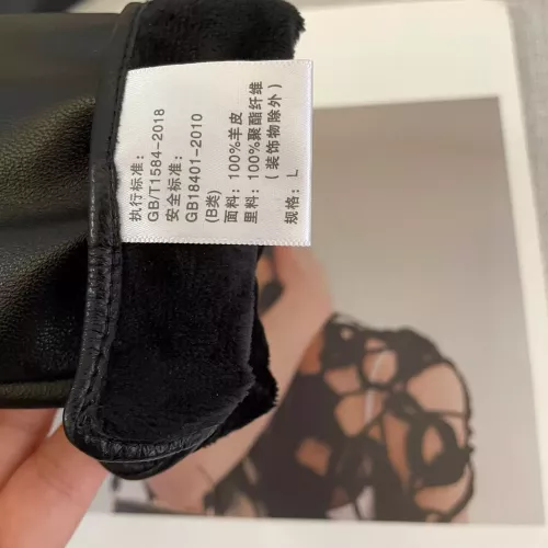 Replica Dolce & Gabbana Gloves For Women #1365810 $45.00 USD for Wholesale