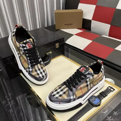 Replica Burberry Casual Shoes For Men #1367135 $80.00 USD for Wholesale