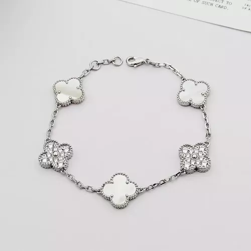 Cheap Van Cleef &amp; Arpels Bracelets For Women #1371299, $$29.00 USD On Van Cleef &amp; Arpels Bracelets