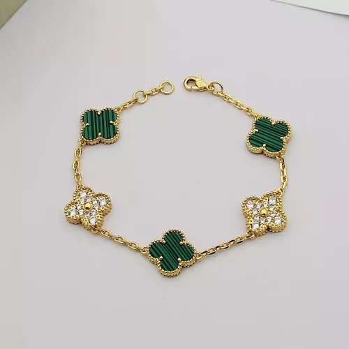 Cheap Van Cleef &amp; Arpels Bracelets For Women #1371316, $$29.00 USD On Van Cleef &amp; Arpels Bracelets