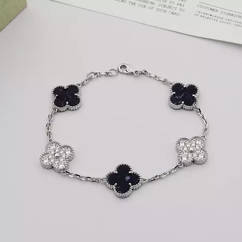 Cheap Van Cleef &amp; Arpels Bracelets For Women #1371317, $$29.00 USD On Van Cleef &amp; Arpels Bracelets