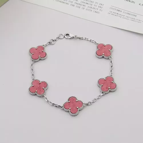 Cheap Van Cleef &amp; Arpels Bracelets For Women #1371373, $$29.00 USD On Van Cleef &amp; Arpels Bracelets