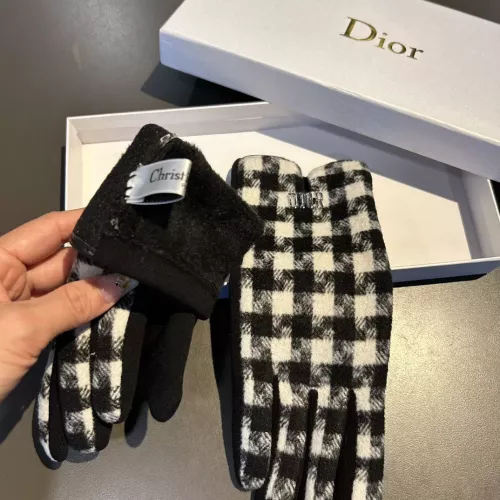 Replica Christian Dior Gloves #1372595 $34.00 USD for Wholesale