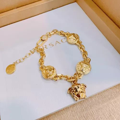 Cheap Versace Bracelets #1372893, $$42.00 USD On Versace Bracelets