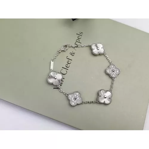 Cheap Van Cleef &amp; Arpels Bracelets For Women #1373140, $$34.00 USD On Van Cleef &amp; Arpels Bracelets