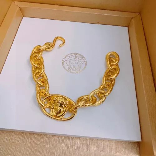 Cheap Versace Bracelets For Unisex #1373776, $$72.00 USD On Versace Bracelets