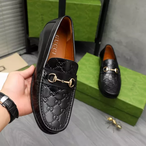 Replica Gucci Oxfords Shoes For Men #1373857 $80.00 USD for Wholesale