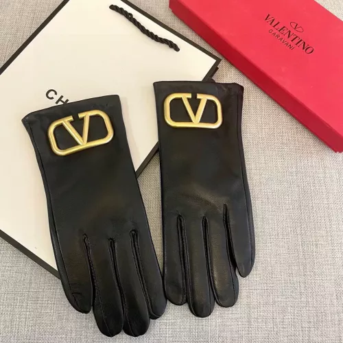 Cheap Valentino Gloves For Women #1379162, $$48.00 USD On Valentino Gloves