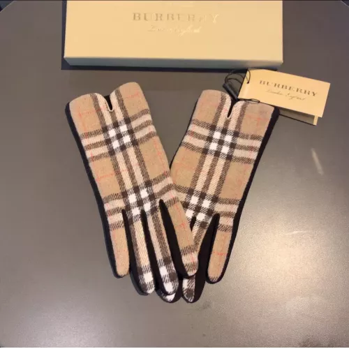Cheap Burberry Gloves #1379203, $$36.00 USD On Burberry Gloves