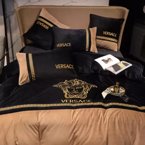 Cheap Versace Bedding #1380539, $$140.00 USD On Versace Bedding