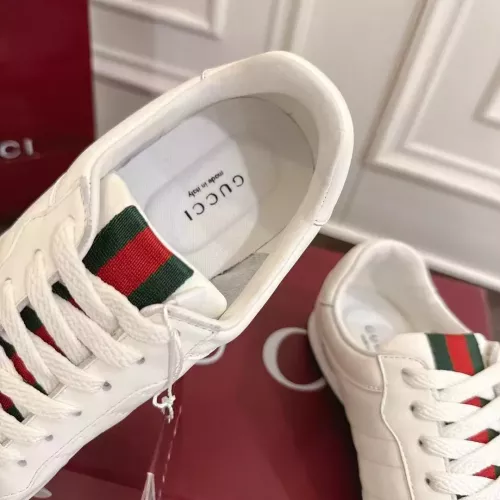 Replica Gucci Casual Shoes For Men #1381326 $92.00 USD for Wholesale