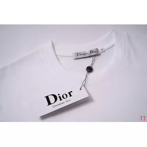 Replica Christian Dior T-Shirts Short Sleeved For Unisex #1383830 $32.00 USD for Wholesale