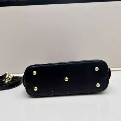 Replica Gucci AAA Quality Handbags For Women #1385102 $72.00 USD for Wholesale