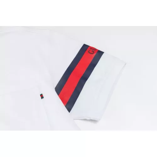 Replica Gucci T-Shirts Short Sleeved For Men #1386095 $39.00 USD for Wholesale