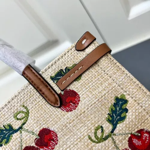 Replica Valentino AAA Quality Handbags For Women #1386564 $102.00 USD for Wholesale