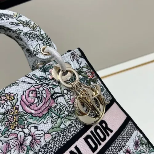 Replica Christian Dior AAA Quality Handbags For Women #1387342 $105.00 USD for Wholesale