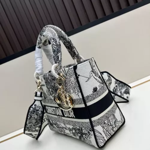 Replica Christian Dior AAA Quality Handbags For Women #1387346 $105.00 USD for Wholesale