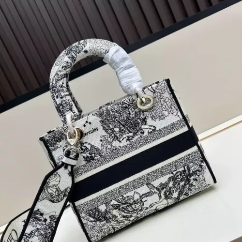 Replica Christian Dior AAA Quality Handbags For Women #1387346 $105.00 USD for Wholesale