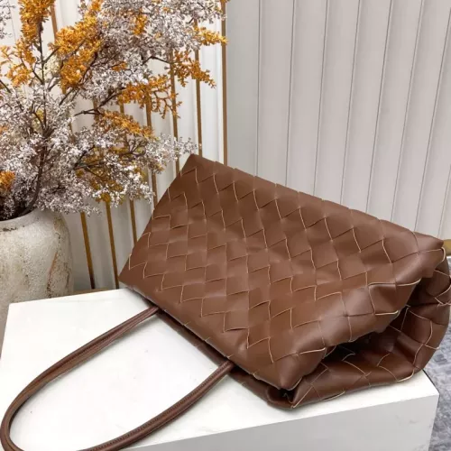 Replica Bottega Veneta BV AAA Quality Shoulder Bags For Women #1387934 $108.00 USD for Wholesale