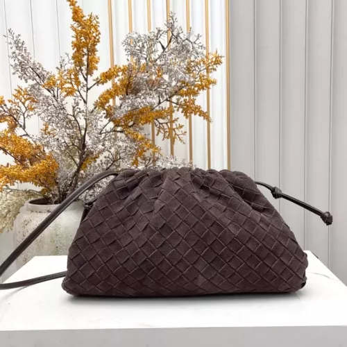 Cheap Bottega Veneta BV AAA Quality Messenger Bags For Women #1388017, $$112.00 USD On Bottega Veneta BV AAA Quality Messenger Bags