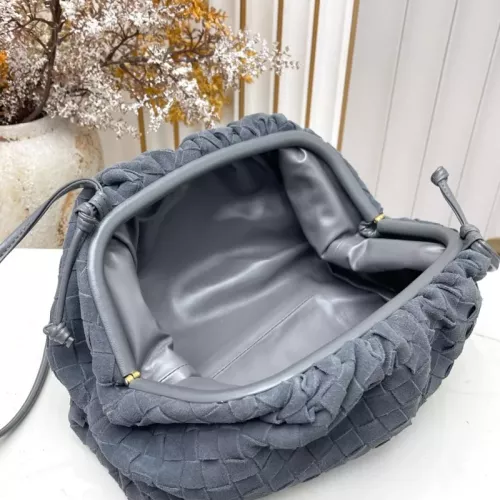 Replica Bottega Veneta BV AAA Quality Messenger Bags For Women #1388023 $112.00 USD for Wholesale