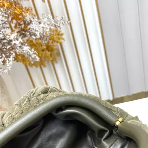 Replica Bottega Veneta BV AAA Quality Messenger Bags For Women #1388025 $100.00 USD for Wholesale