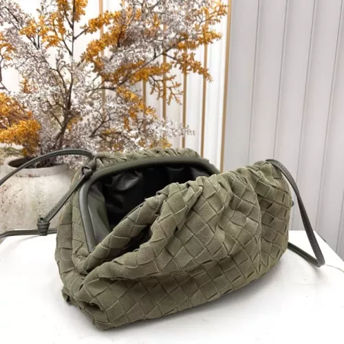 Replica Bottega Veneta BV AAA Quality Messenger Bags For Women #1388026 $112.00 USD for Wholesale