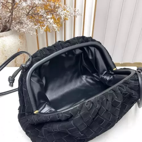 Replica Bottega Veneta BV AAA Quality Messenger Bags For Women #1388036 $112.00 USD for Wholesale