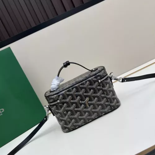 Replica Goyard AAA Quality Cosmetic Pouches For Women #1388312 $72.00 USD for Wholesale