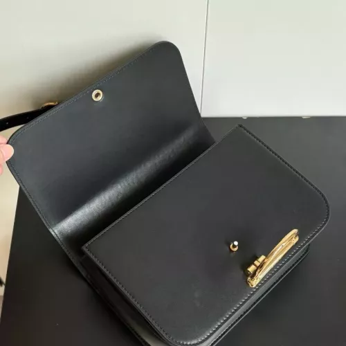 Replica Gucci AAA Quality Messenger Bags For Women #1389425 $82.00 USD for Wholesale