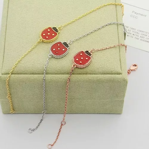 Replica Van Cleef & Arpels Bracelets For Women #1389445 $25.00 USD for Wholesale