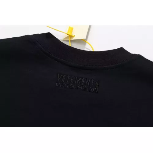 Replica VETEMENTS T-Shirts Short Sleeved For Unisex #1390275 $36.00 USD for Wholesale