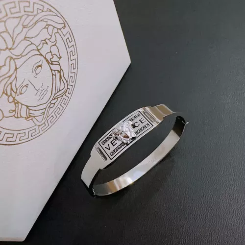 Cheap Versace Bracelets #1390380, $$42.00 USD On Versace Bracelets