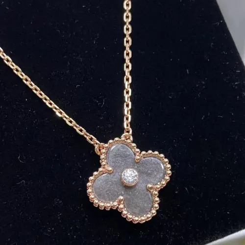 Cheap Van Cleef &amp; Arpels Necklaces For Women #1390699, $$42.00 USD On Van Cleef &amp; Arpels Necklaces