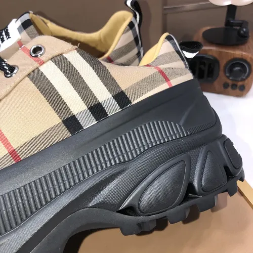 Replica Burberry Casual Shoes For Men #1391968 $115.00 USD for Wholesale