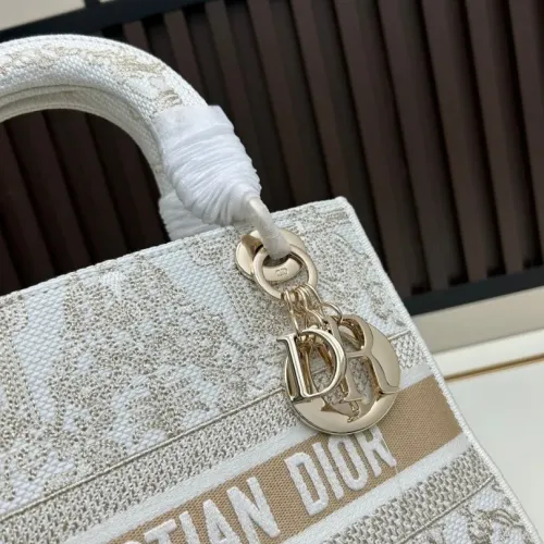 Replica Christian Dior AAA Quality Handbags For Women #1393620 $112.00 USD for Wholesale