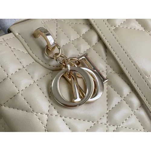 Replica Christian Dior AAA Quality Handbags For Women #1393719 $100.00 USD for Wholesale